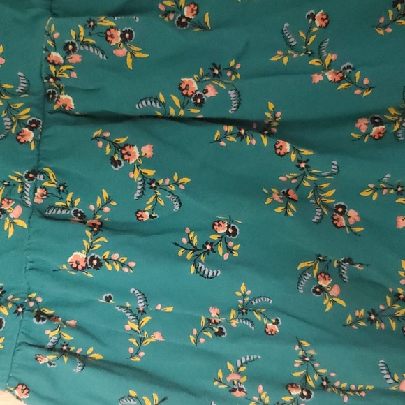 3 girls Old Navy dresses - Picture 8 of 9